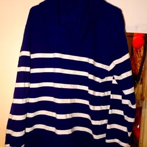 Xl men's champs navy blue and white sweater